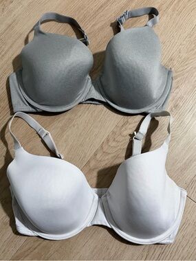 SO Smooth Molded T-Shirt Bras - Gray & White 34D